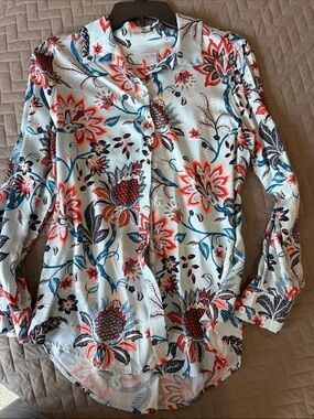 Chico's Light Blue Floral Button-Down Shirt with Coral and Navy Accents